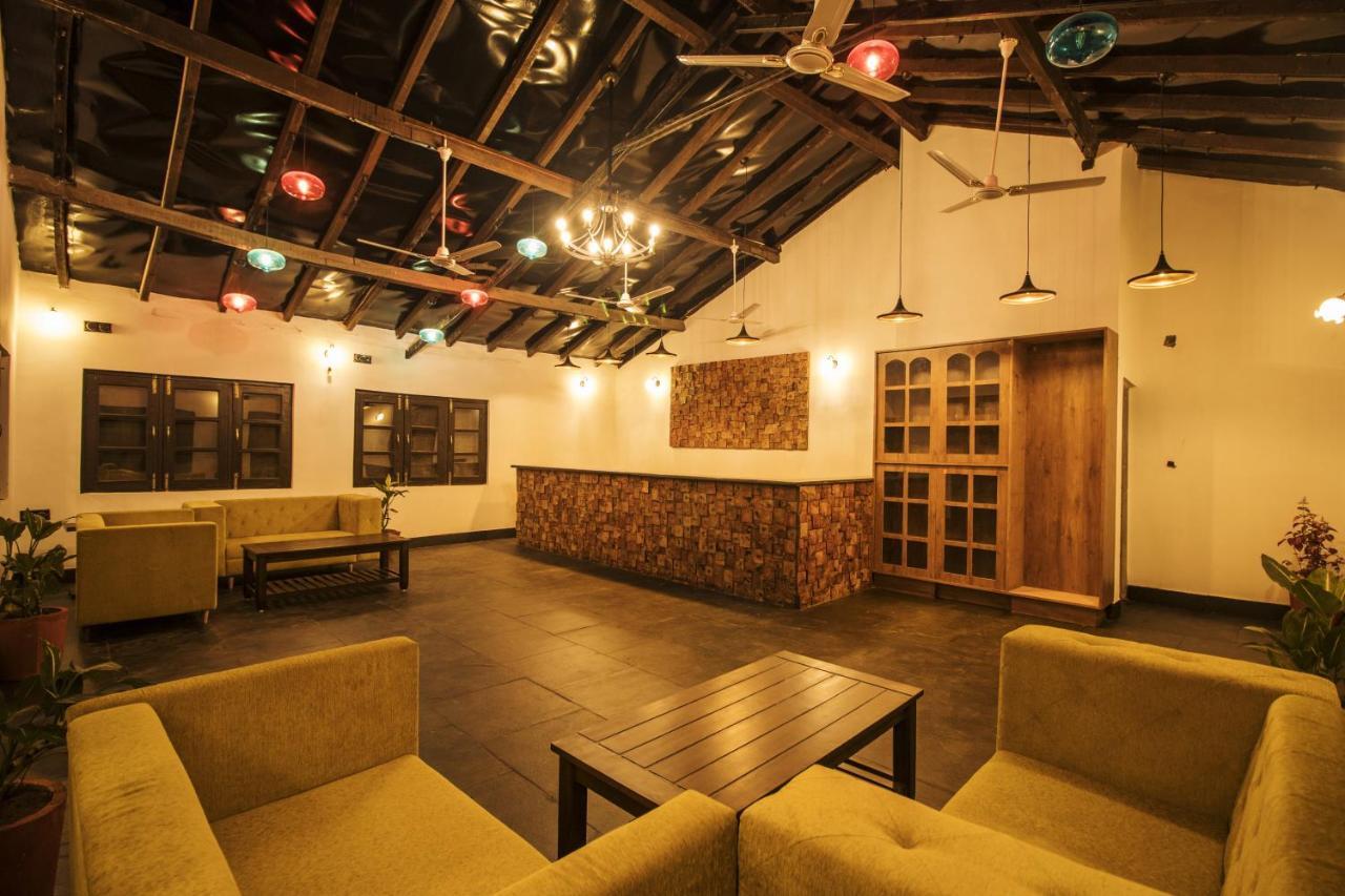 Wowstayz Pachmarhi Ecotel Exterior photo