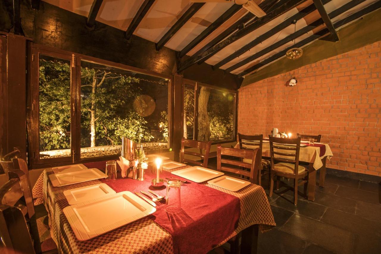 Wowstayz Pachmarhi Ecotel Exterior photo