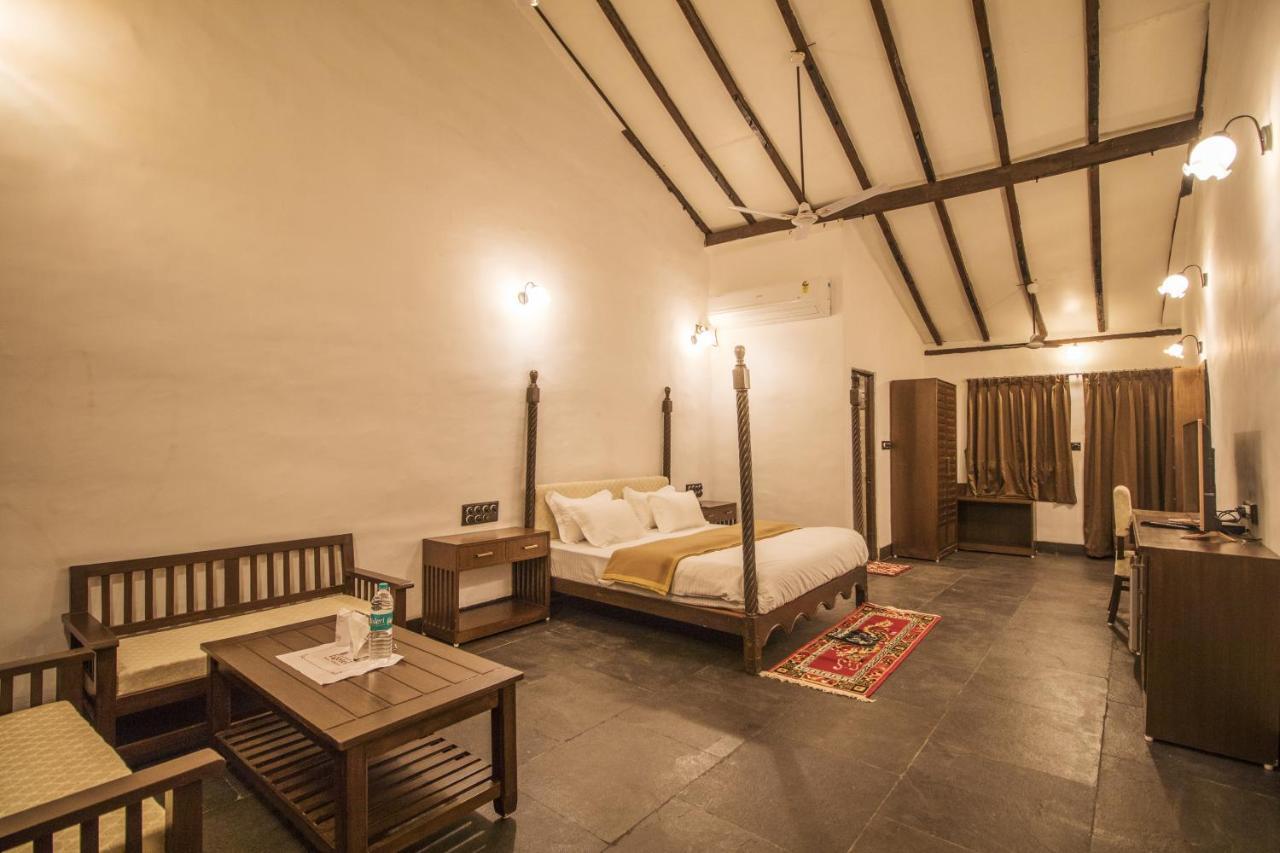 Wowstayz Pachmarhi Ecotel Exterior photo
