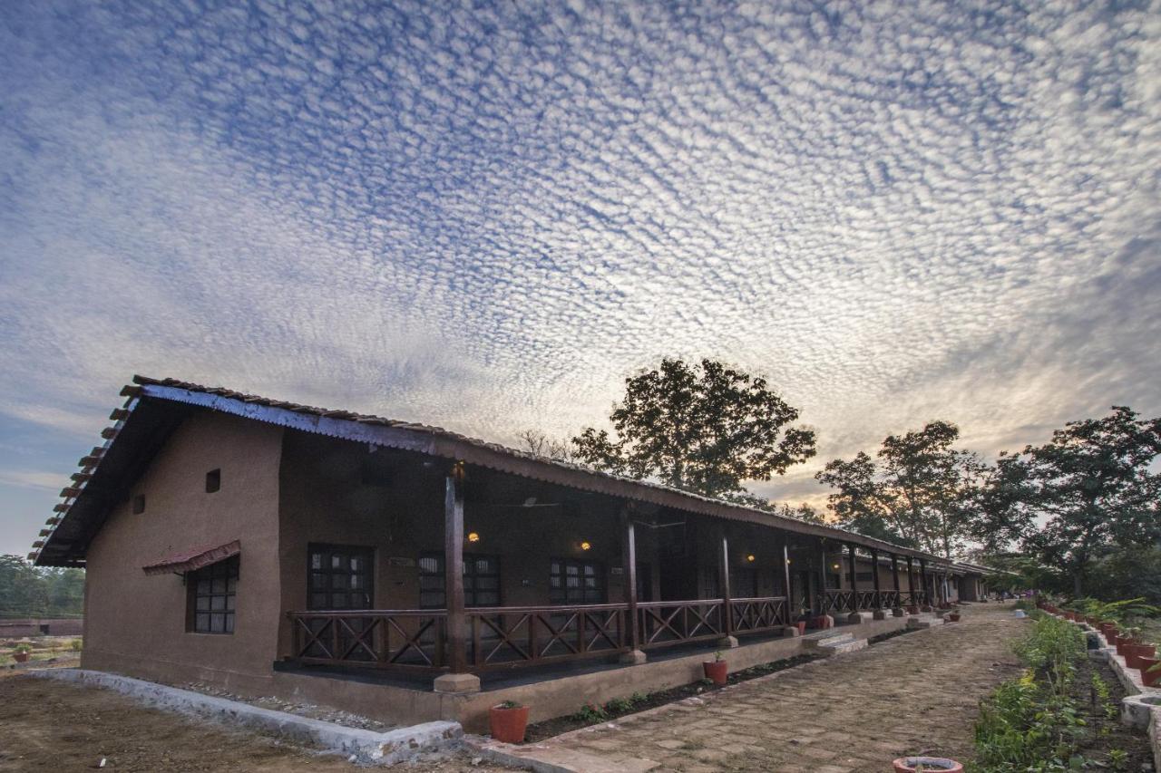 Wowstayz Pachmarhi Ecotel Exterior photo