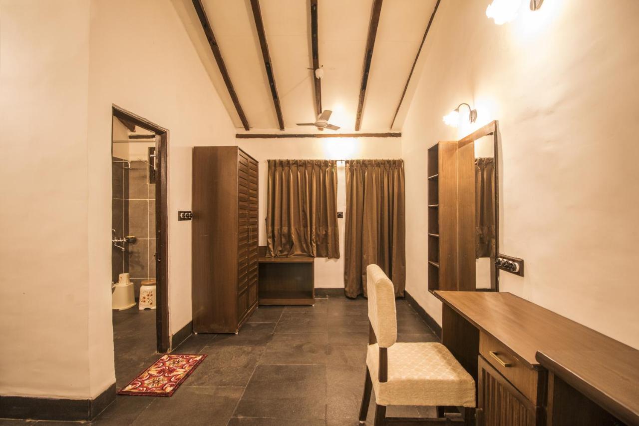 Wowstayz Pachmarhi Ecotel Exterior photo